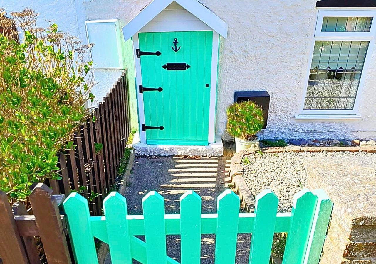 Romantic Lakeside Cottage By The Beach! With Super Cosy Log Burner! The Perfect Escape To Your Home From Home By The Sea! So Relaxing - You Won'T Want To Leave! Pet Friendly! Мейблторп Экстерьер фото